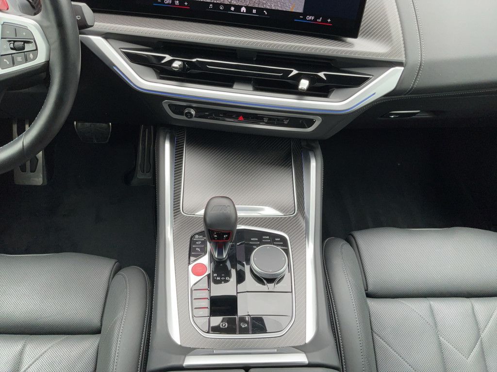 BMW XM