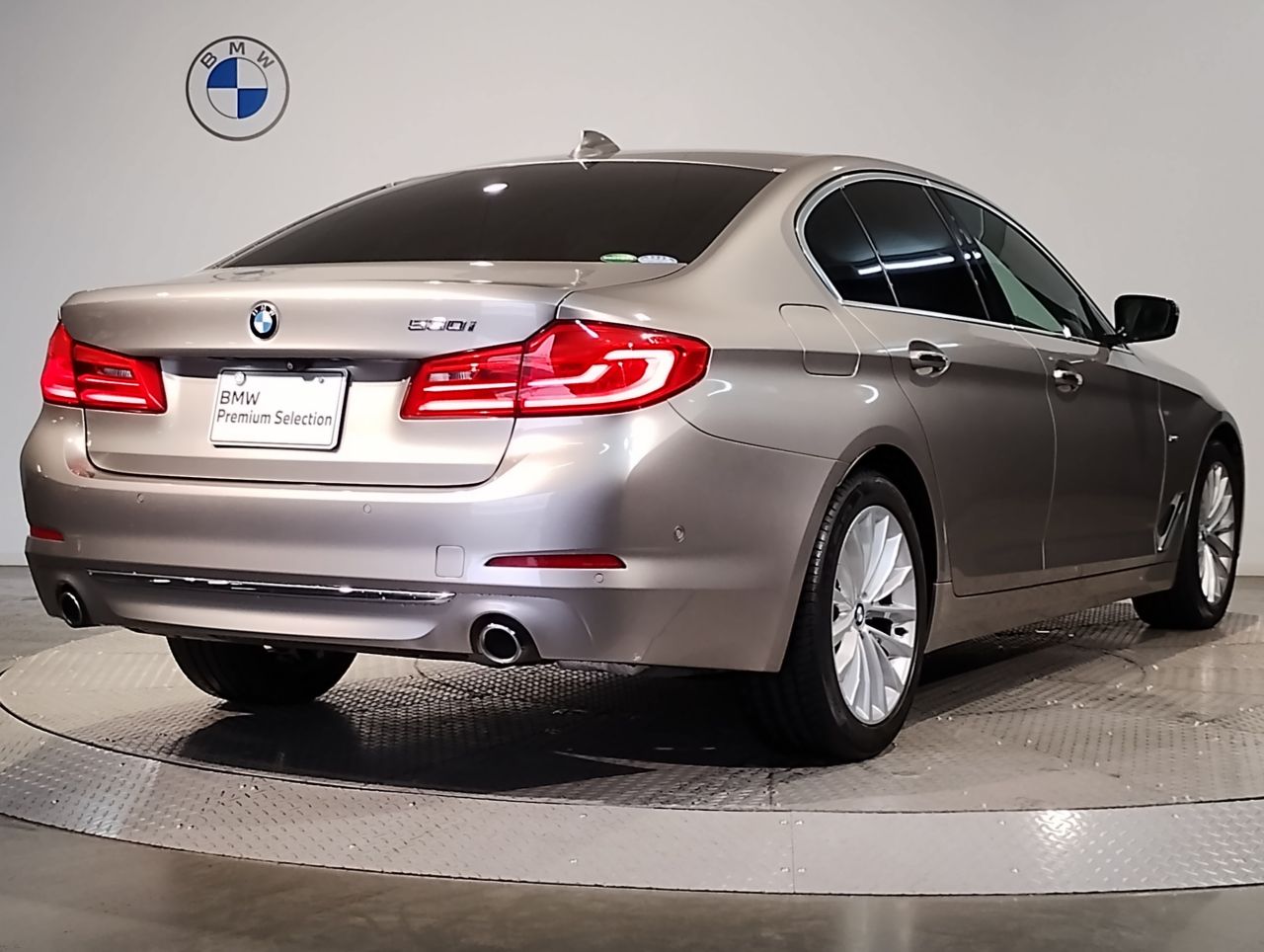 530I