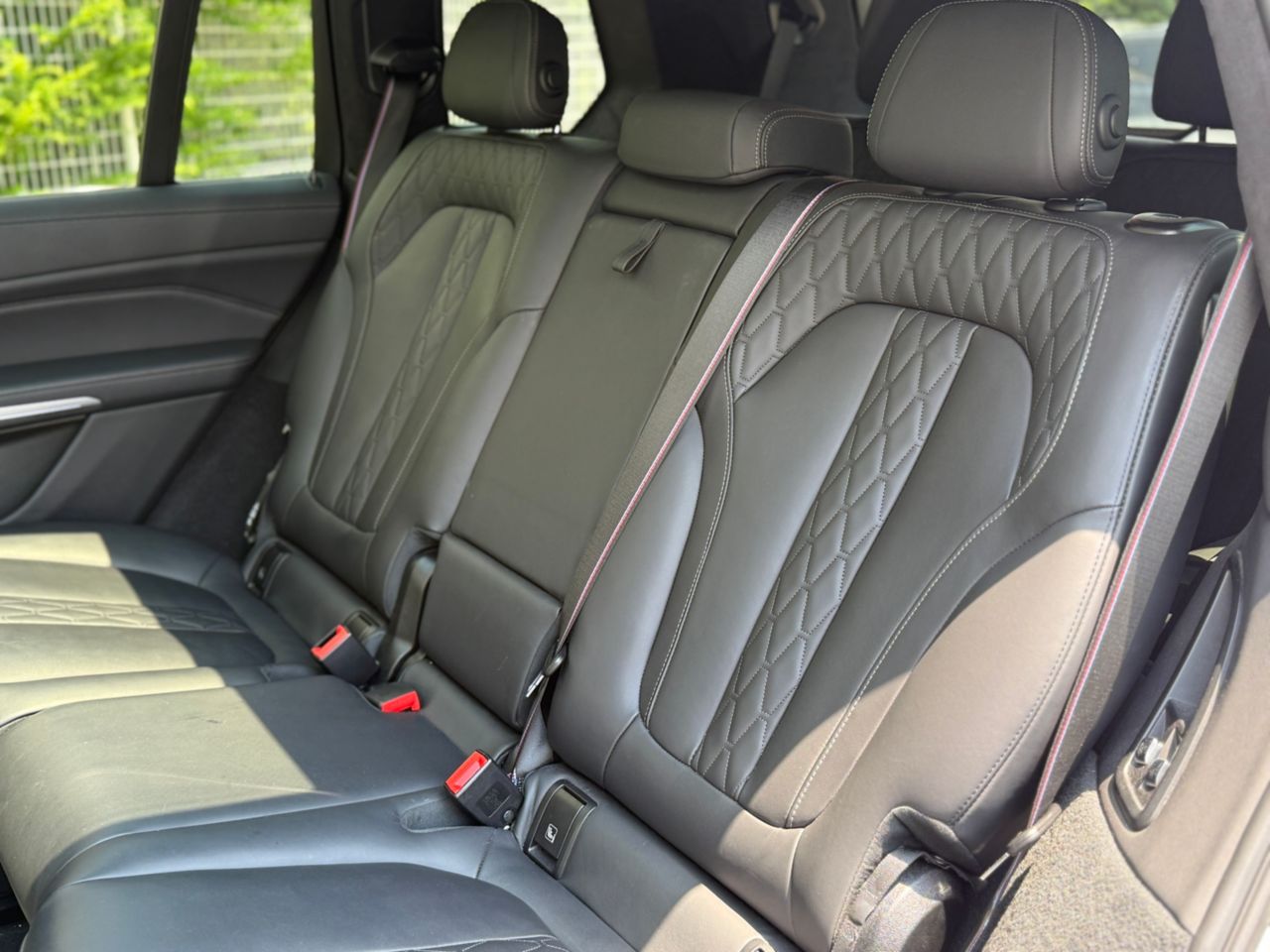 X7 xDrive40d RHD US