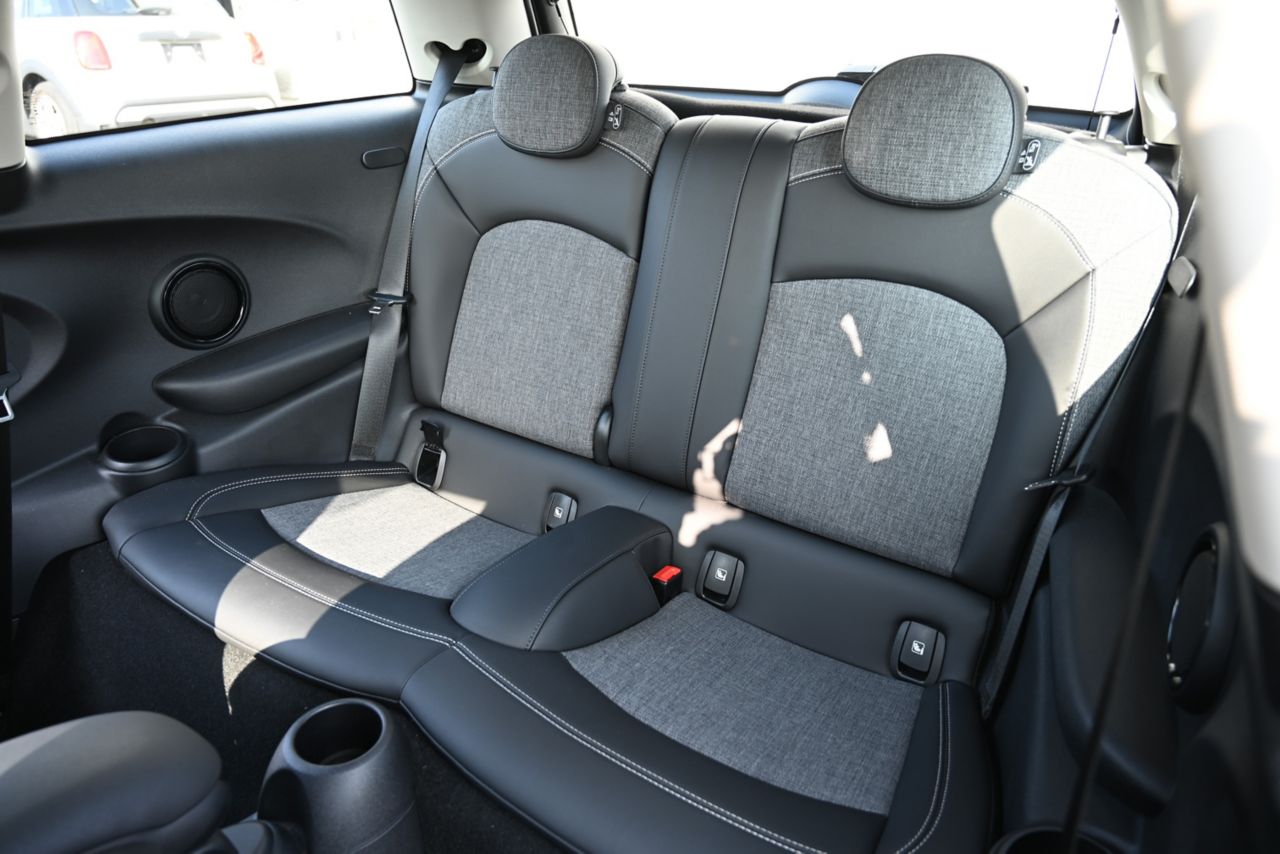MINI Cooper F56 RHD