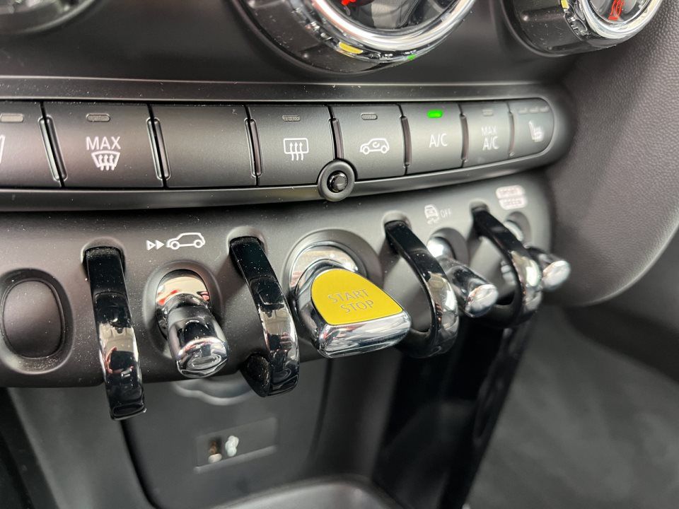 MINI Cooper SE