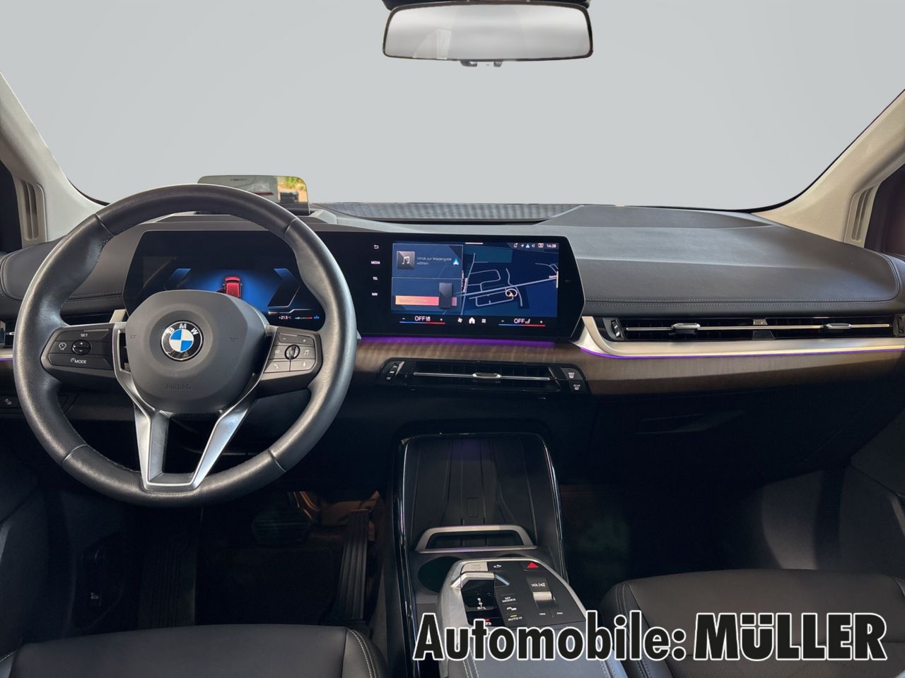 BMW 218
