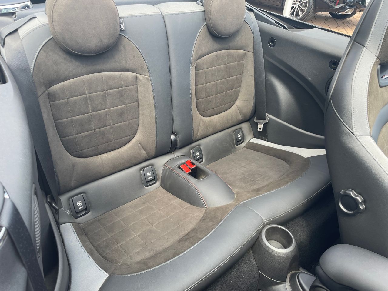 F57 MINI John Cooper Works Convertible LCI