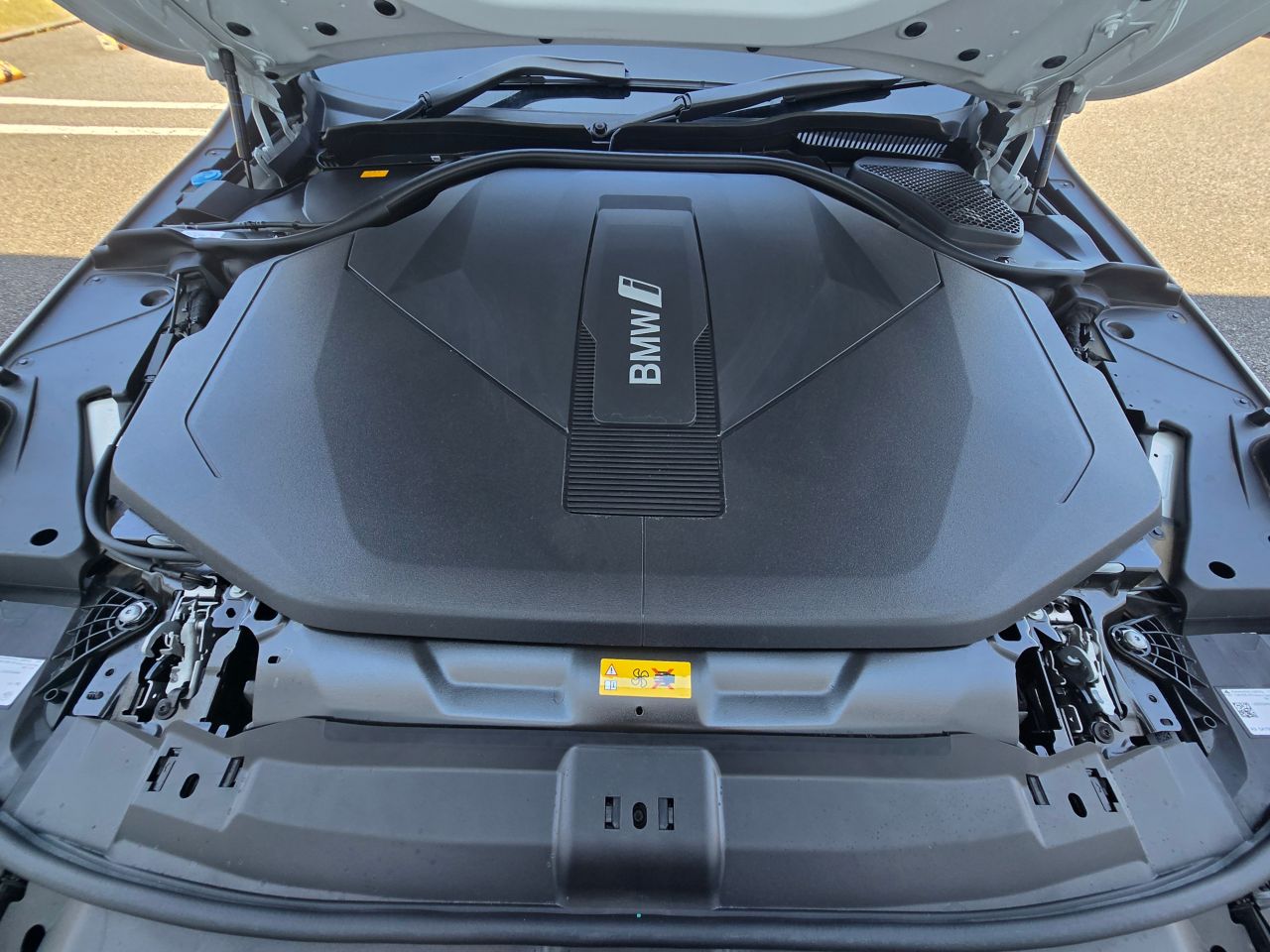BMW i5 eDrive40 Sedan RHD