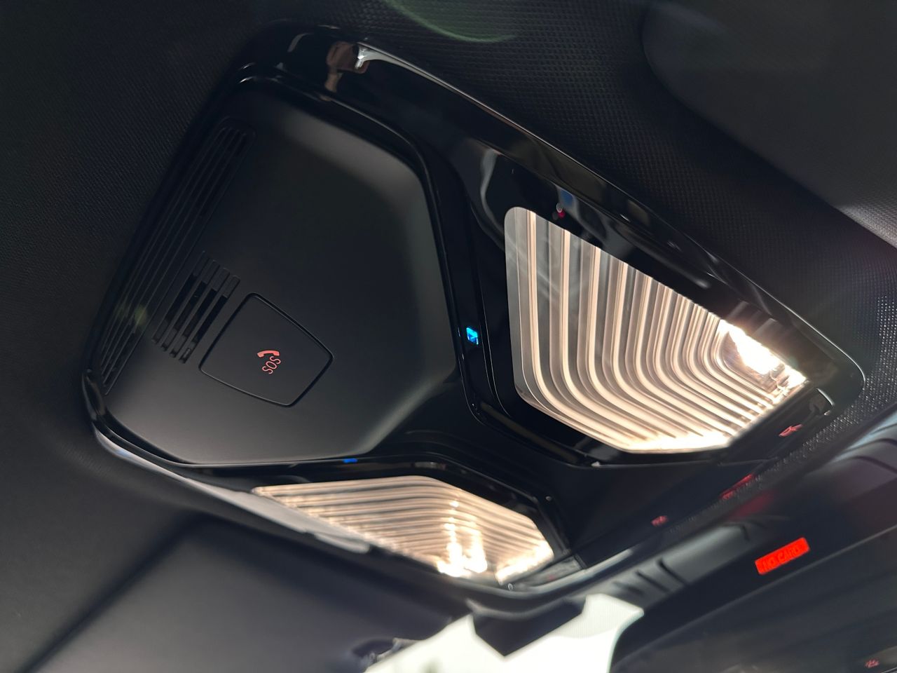 G26 i4 M50 RHD