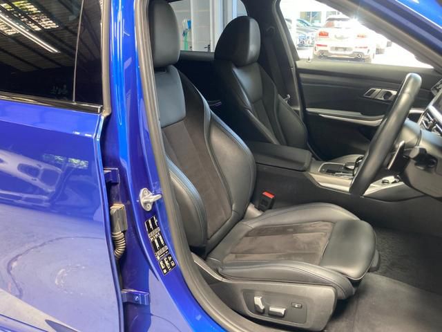 G20 320d xDrive RHD Saloon