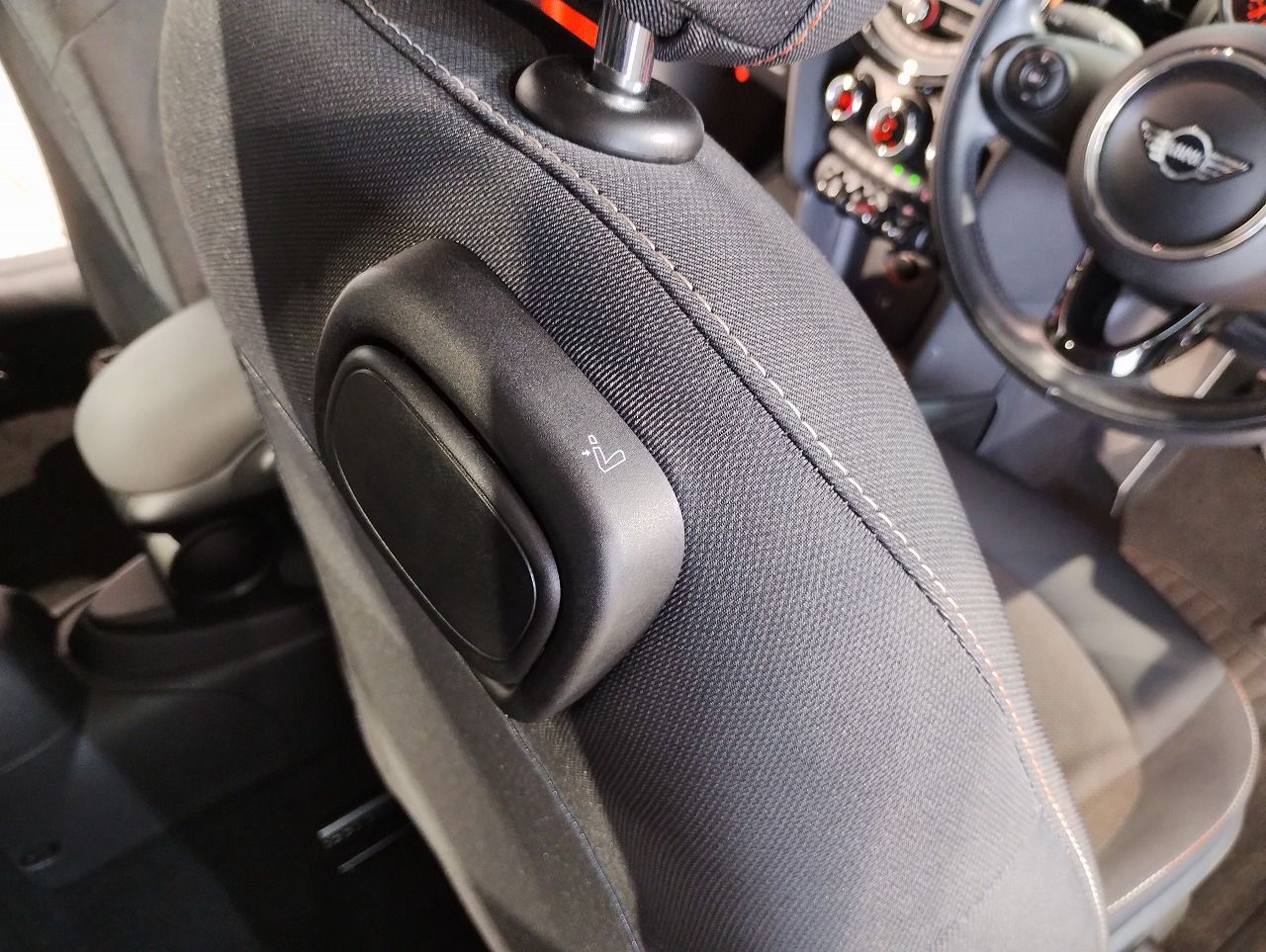 F56 MINI Cooper 3-Door Hatch LCI