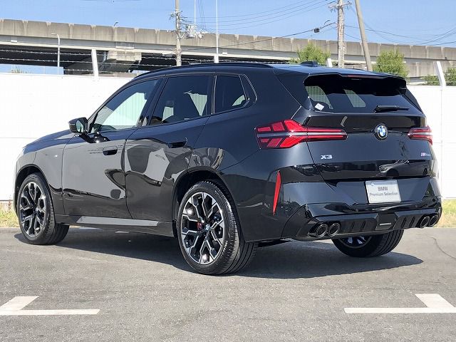 X3 M50 US
