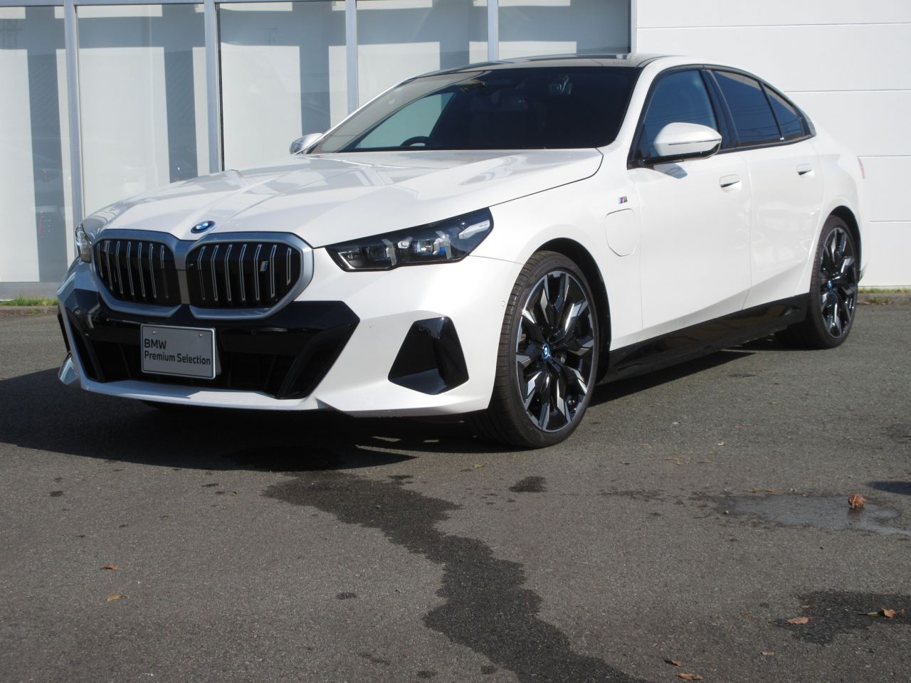 BMW i5 eDrive40 Sedan RHD