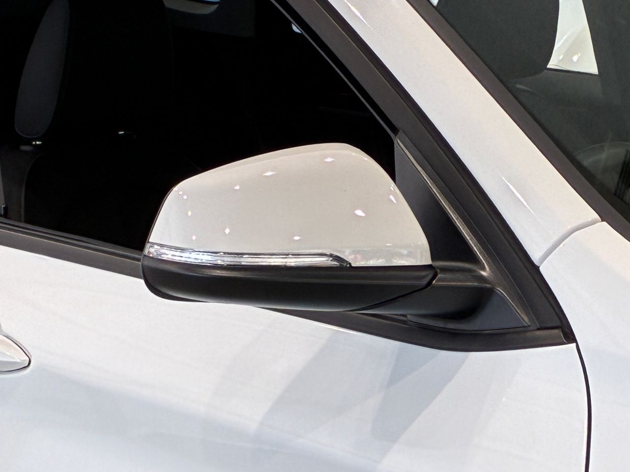 X1 sDrive18i RHD