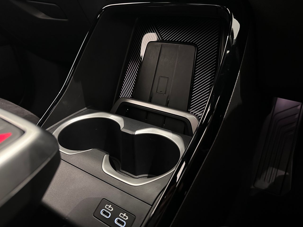iX2 xDrive30 MSP