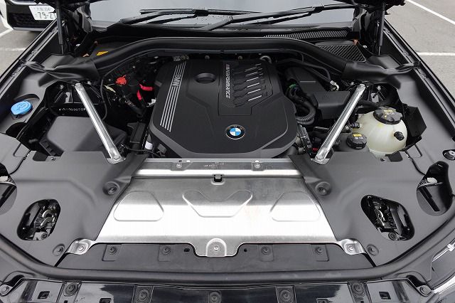 G01 X3 M40i RHD ZA
