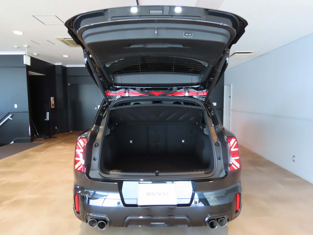 U25 MINI John Cooper Works Countryman ALL4