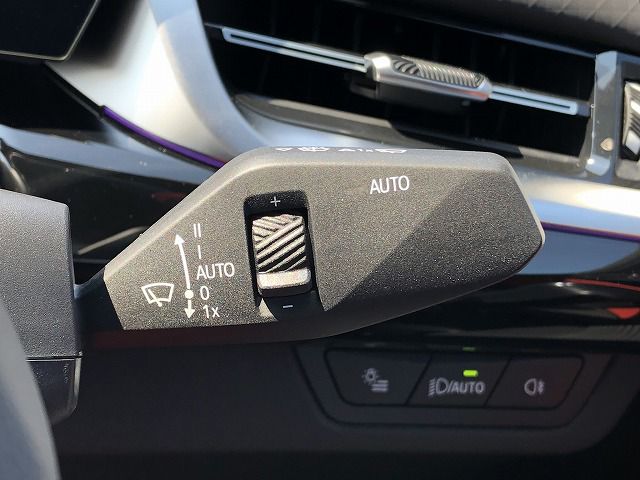X2 M35i xDrive RHD