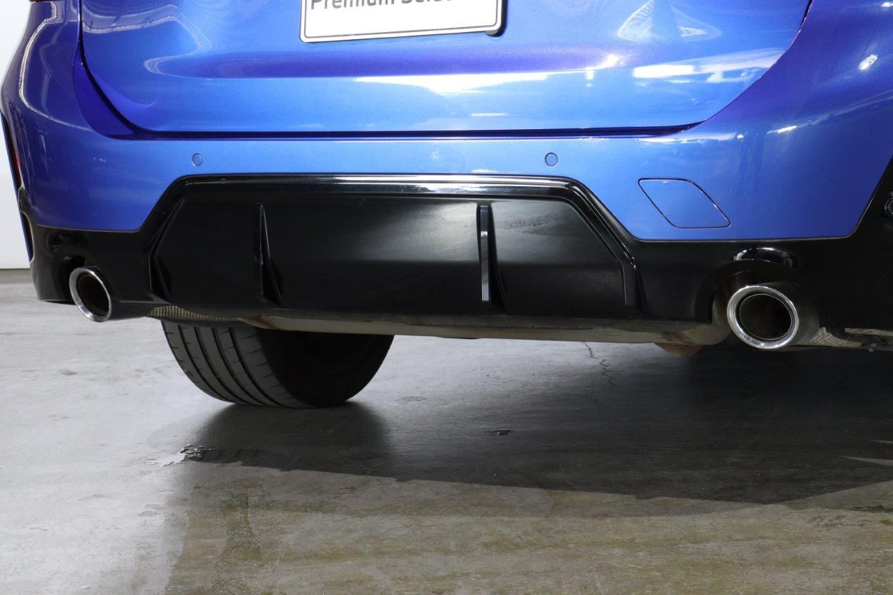 318i Touring RHD