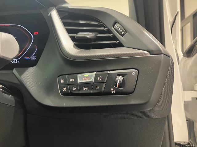 F40 118d Sports Hatch 5-door B47 2.0d