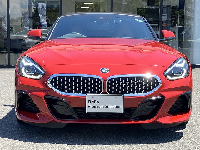 G29 z4 sDrive20i RHD