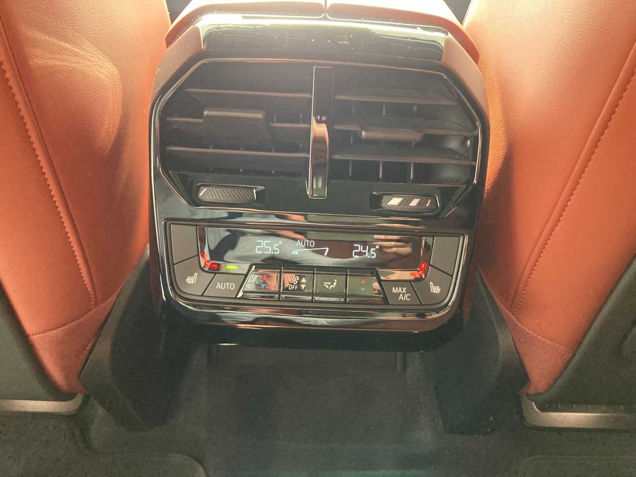 i20 iX xDrive40