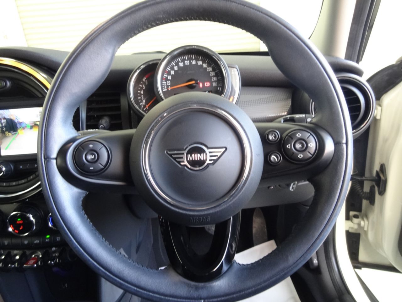 F55 MINI Cooper 5-Door Hatch LCI