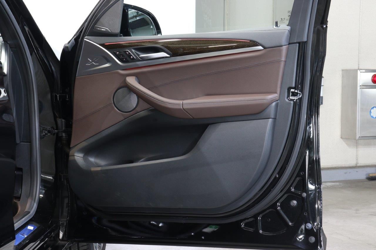 G01 X3 M40i RHD LCI ZA