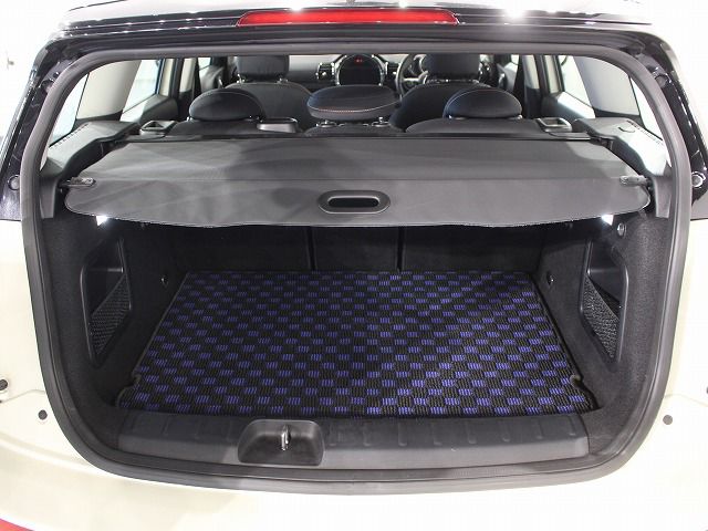 MINI CLUBMAN COOPER D