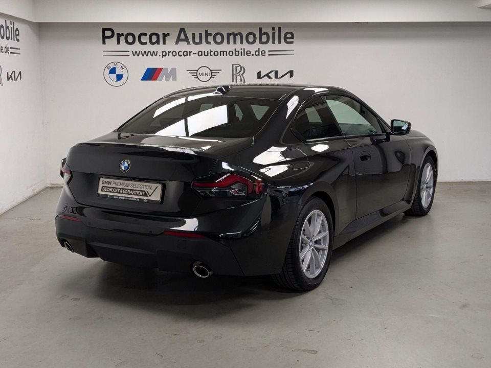 BMW 218