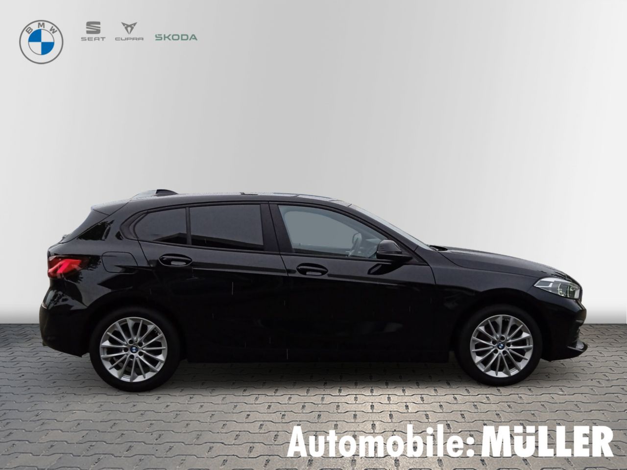 BMW 118