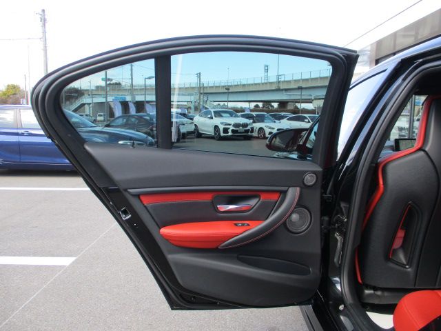 M3 LIMOUSINE RHD