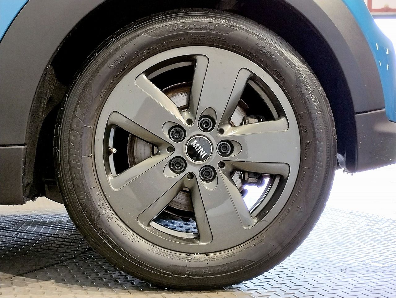 MINI Cooper F56 RHD