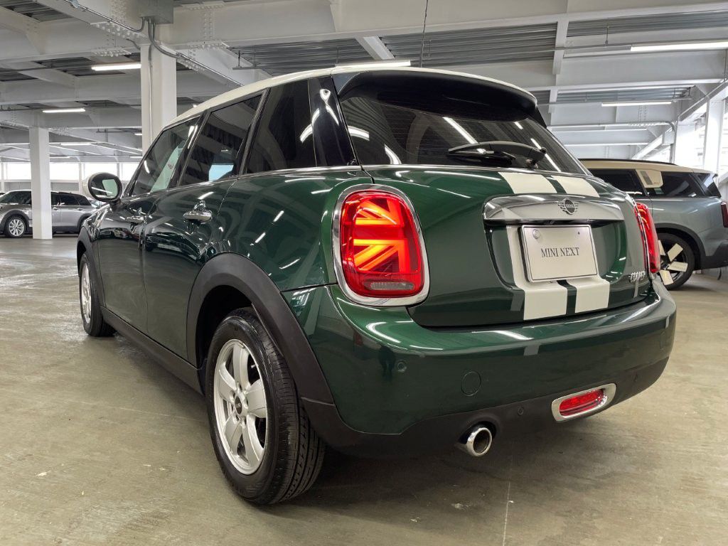 F55 MINI Cooper 5-Door Hatch LCI