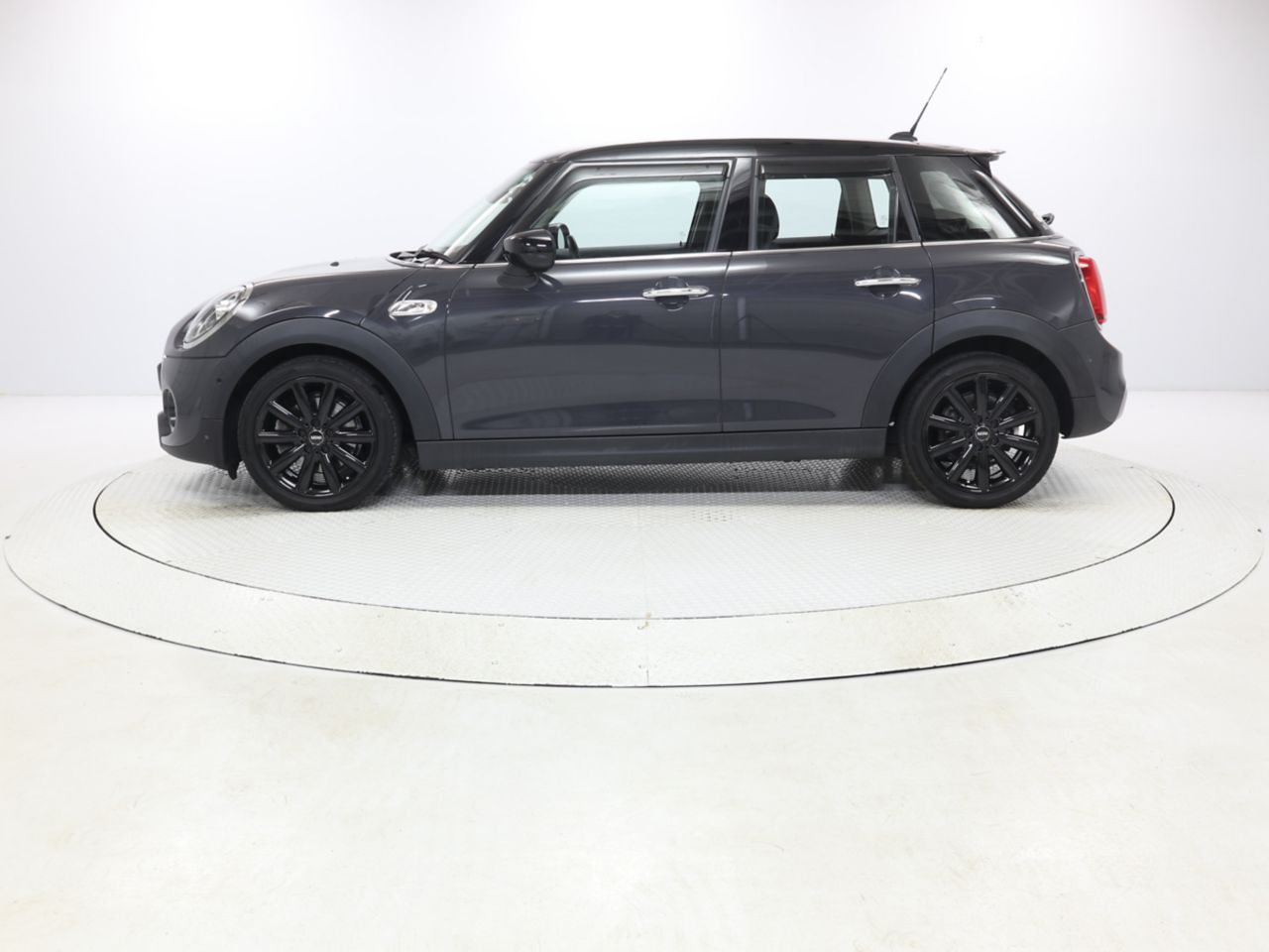 F55 MINI Cooper SD 5dr Hatch LCI