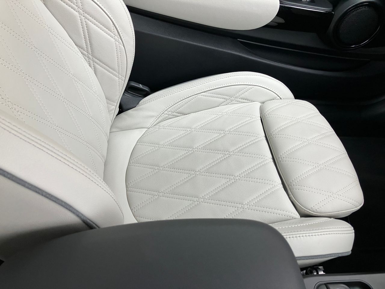 MINI Cooper S Convertible RHD