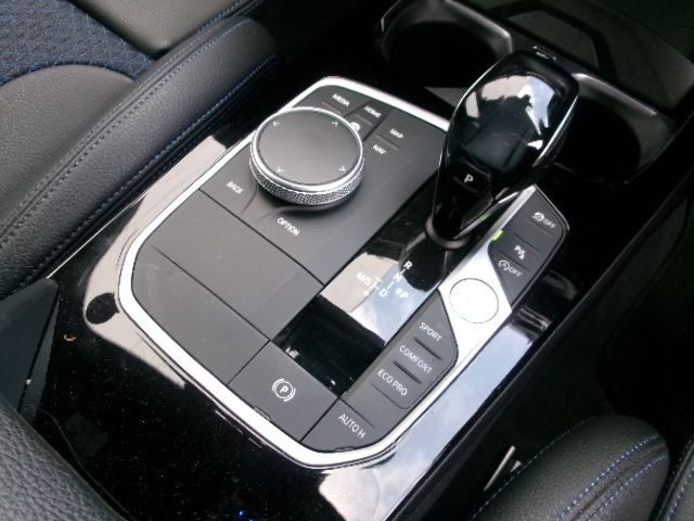 F40 118d Sports Hatch 5-door B47 2.0d