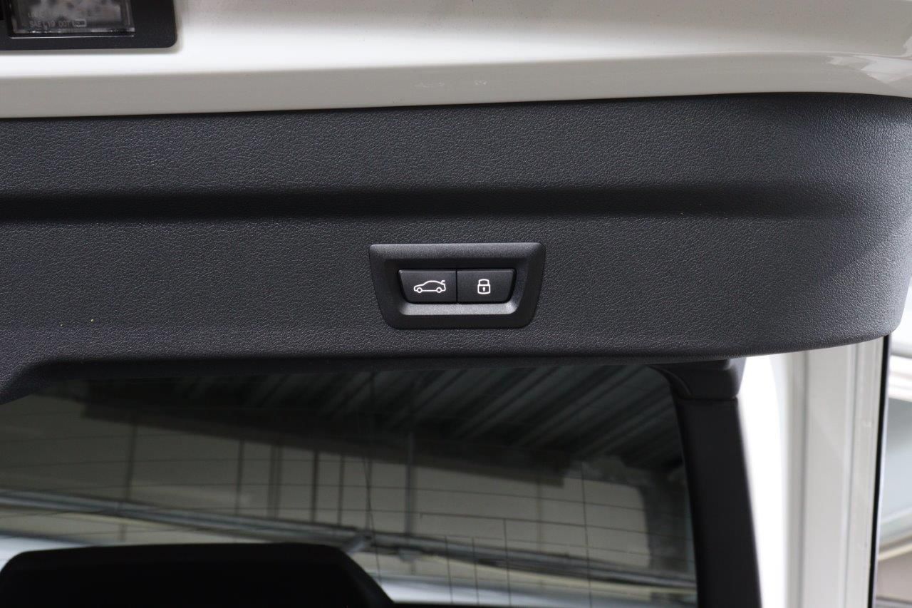 iX2 xDrive30 MSP