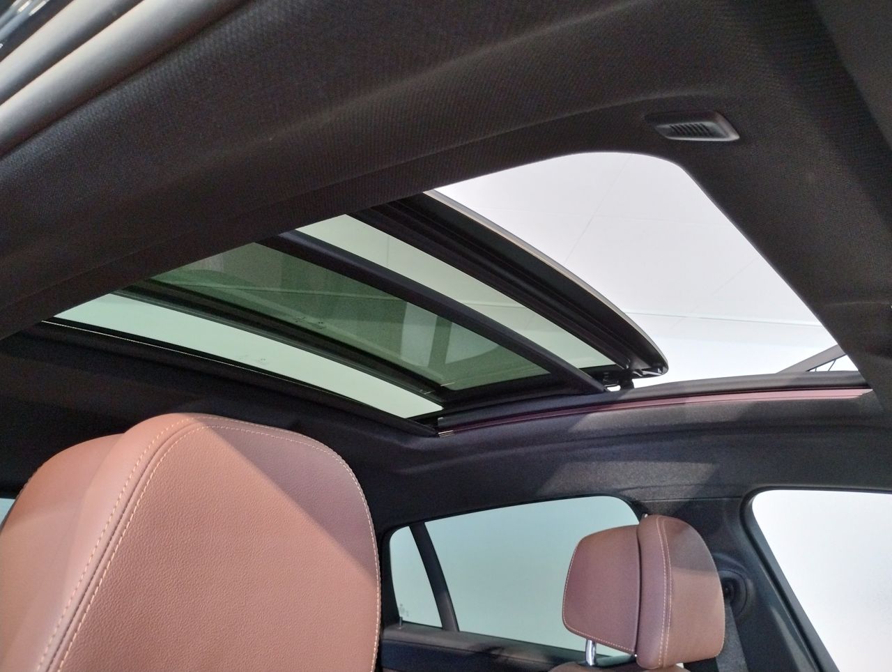 X* xDrive30d RHD