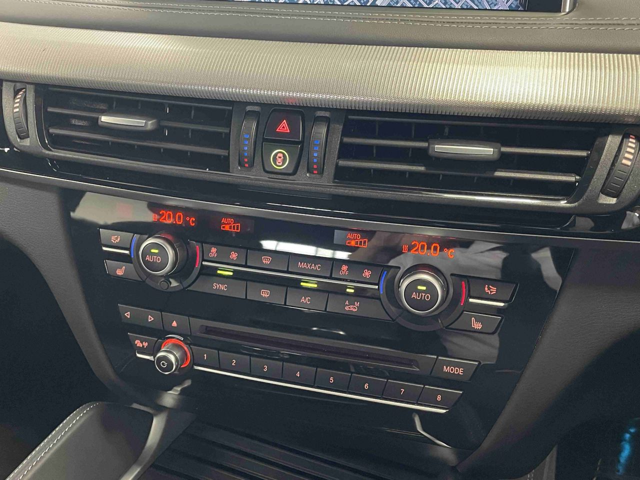 X6M RHD