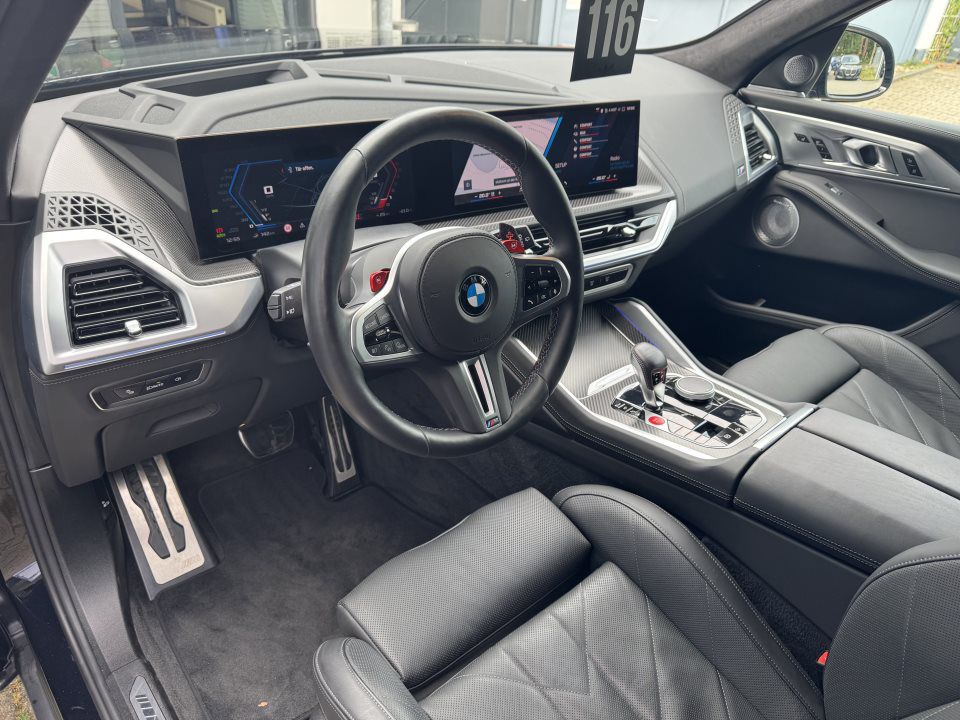 BMW XM