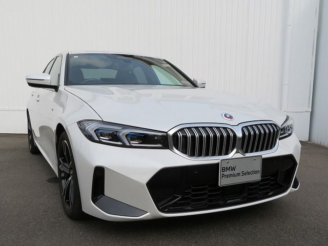 320d xDrive Berline RHD