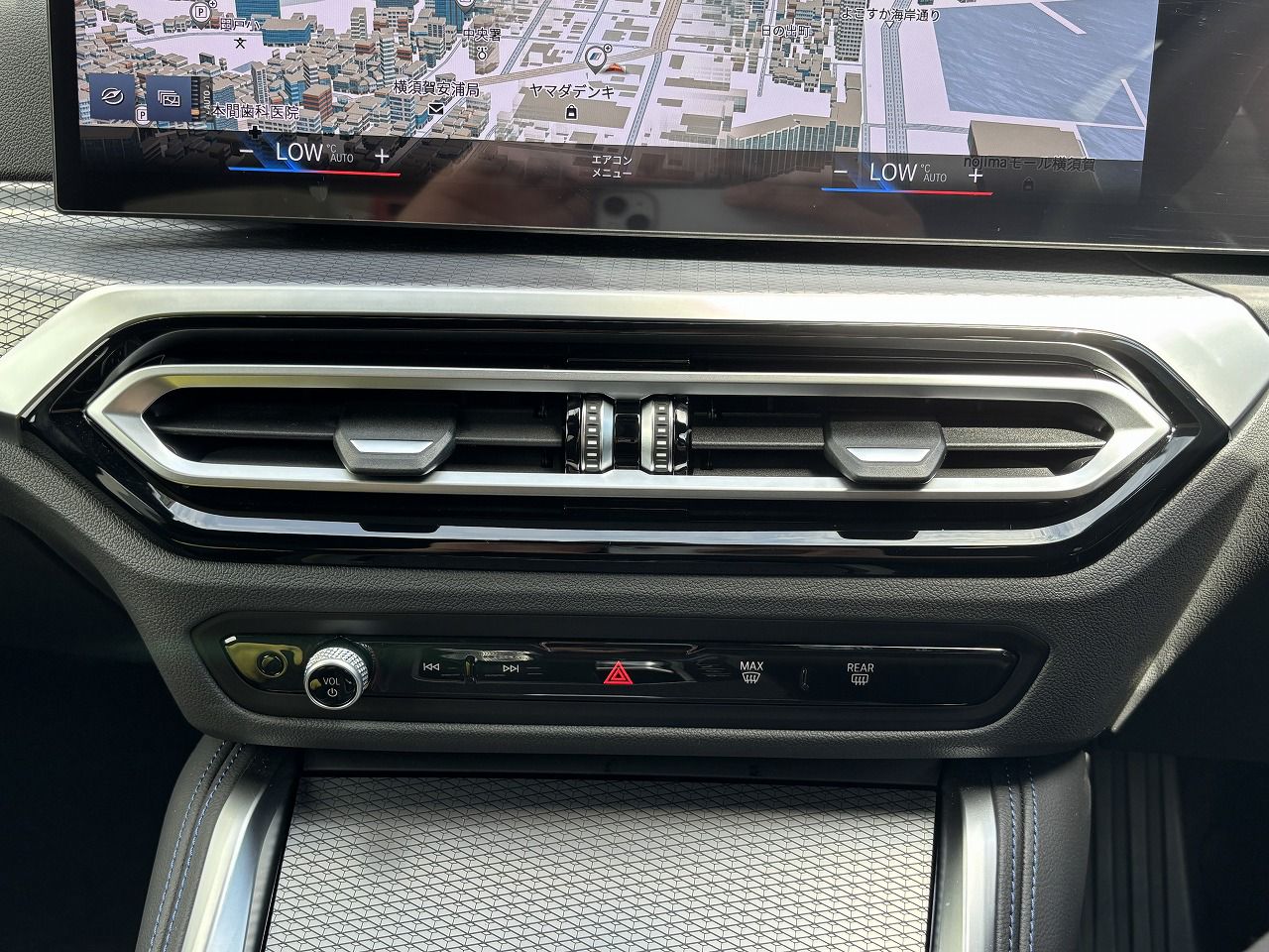 G26 i4 eDrive40 RHD