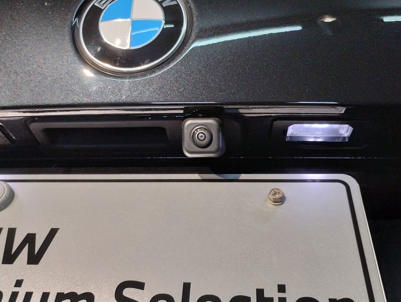 X5 M60i xDrive RHD