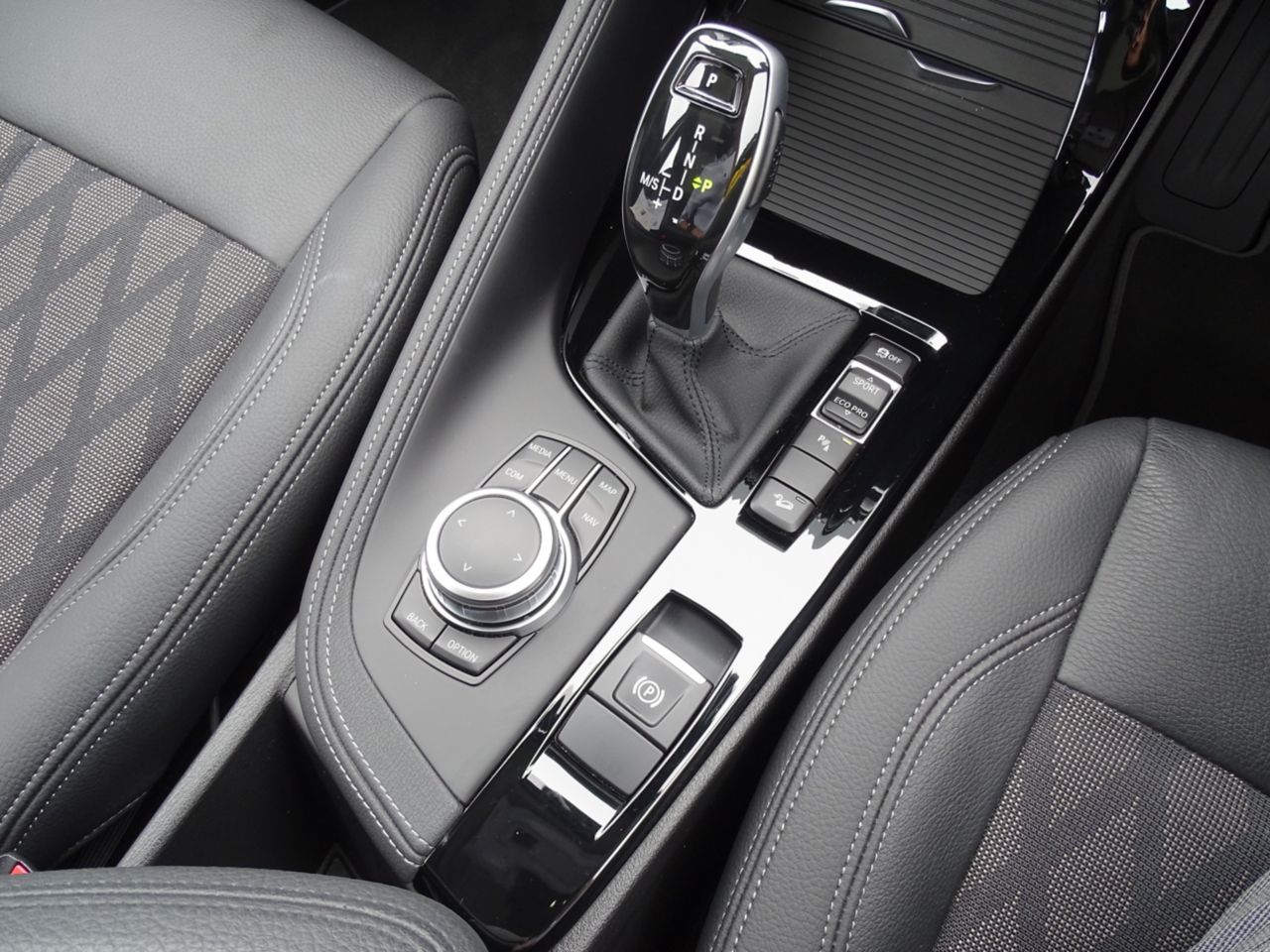 F48 X1 xDrive18d B47 2.0d LCI