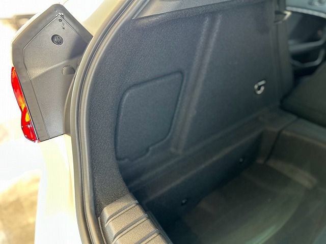 F40 118d Sports Hatch 5-door B47 2.0d