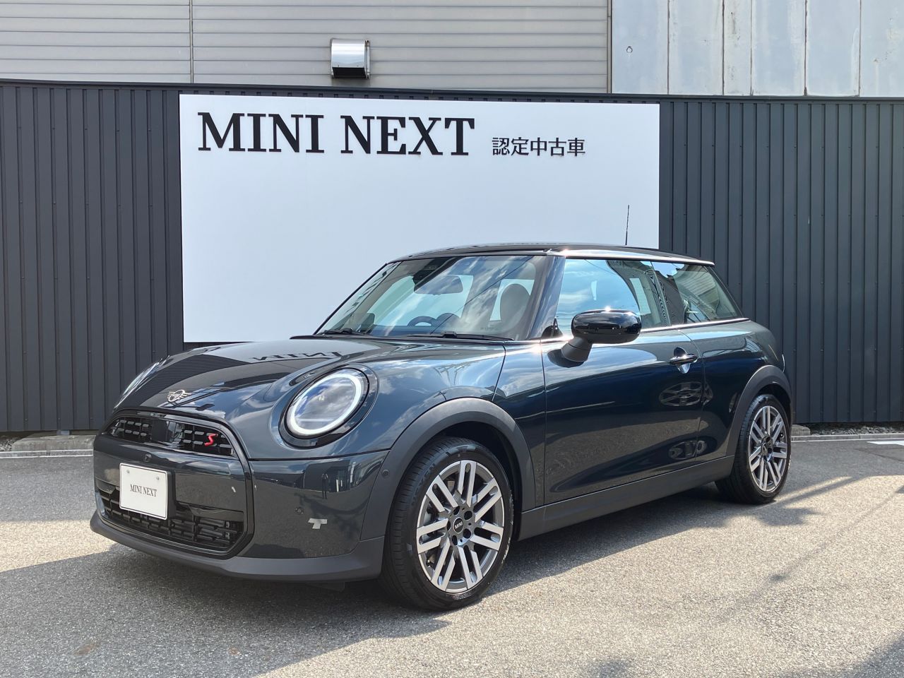 THE NEW MINI COOPER (3 DOOR) S
