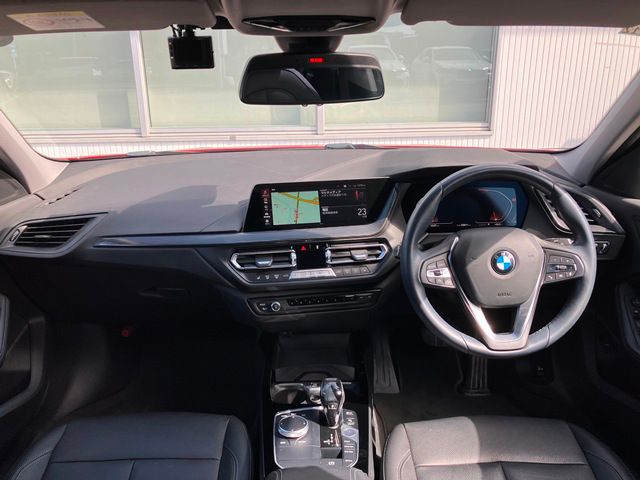 F40 118d Sports Hatch 5-door B47 2.0d