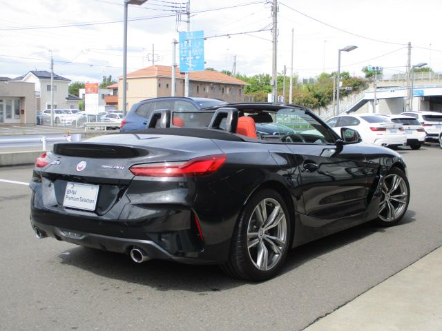 G29 z4 sDrive20i RHD