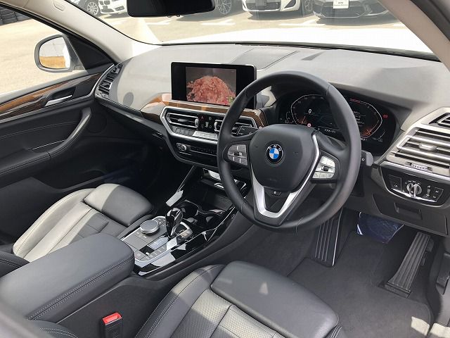 G01 X3 xDrive20d RHD ZA LCI