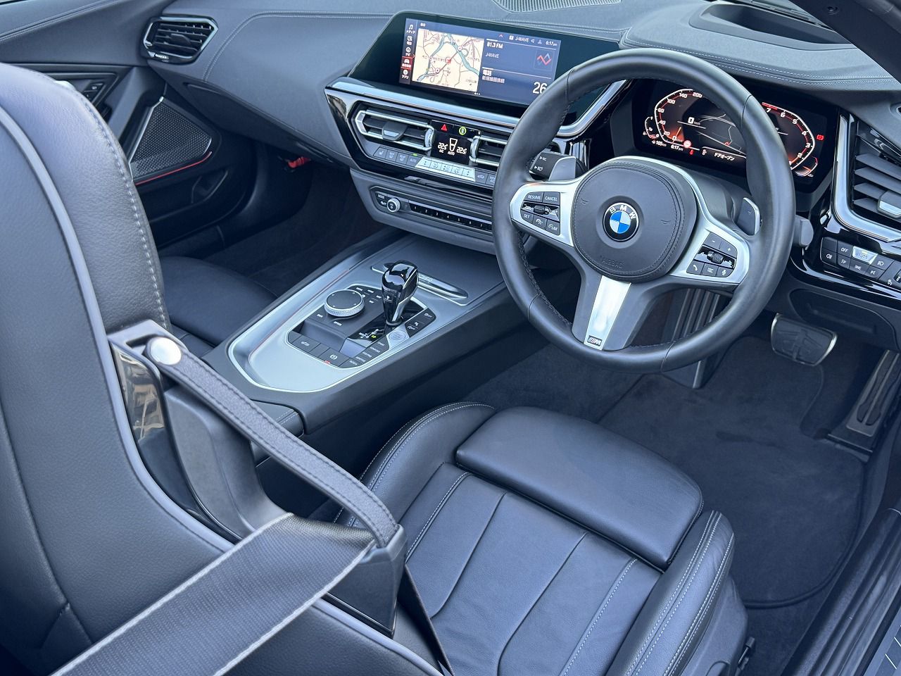 G29 Z4 M40i RHD