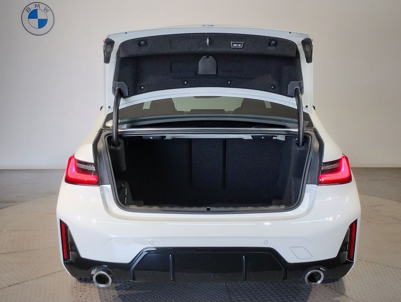 G20 320i Saloon LCI RHD MX