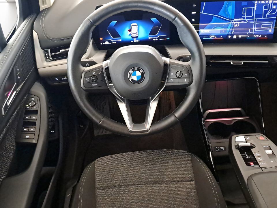 BMW 218