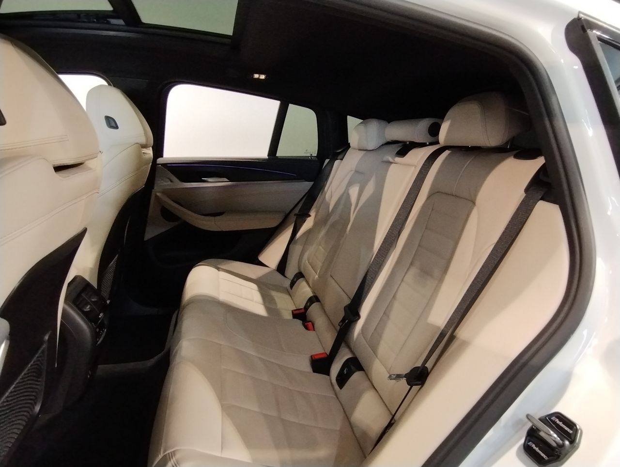 X4 xDrive20d RHD